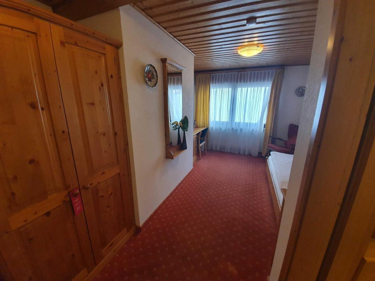 Landgasthof Brunnenwirt Zum Meenzer Fischbachtal Luaran gambar
